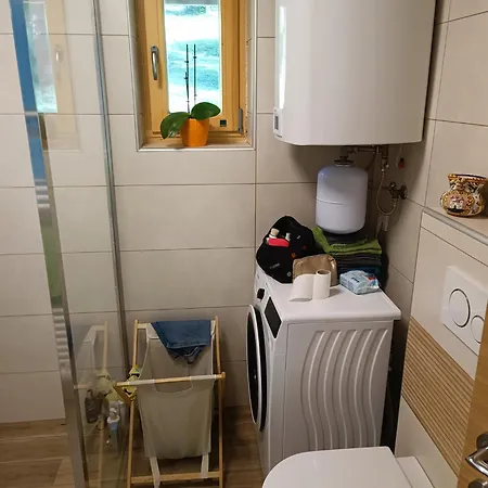 Apartment House Apartma Cebela With Jacuzzi